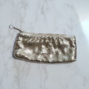 ✨ Nine West • Clutch